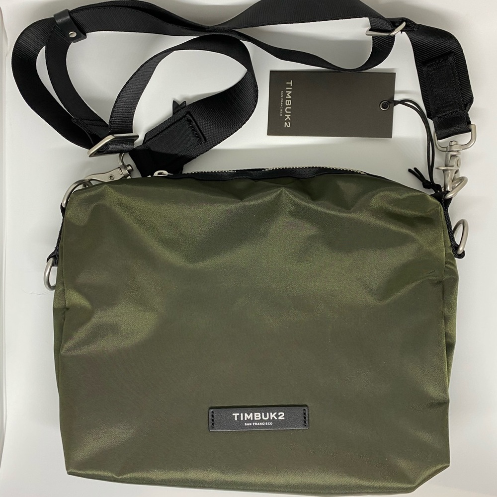 Timbuk2 Lug Adapt Crossbody- new with tags!